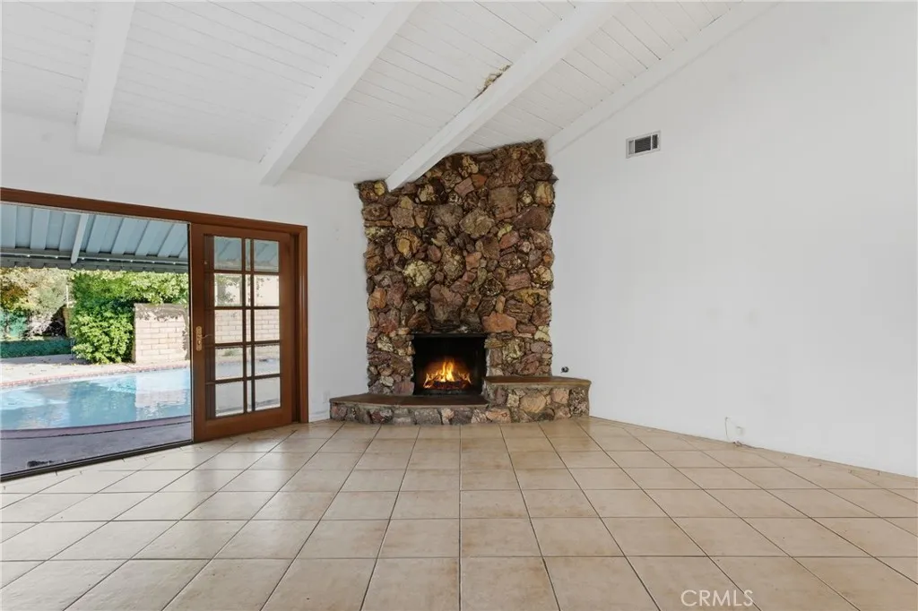 Additional image 42 of 22727 Collins, Woodland Hills, CA 91367
