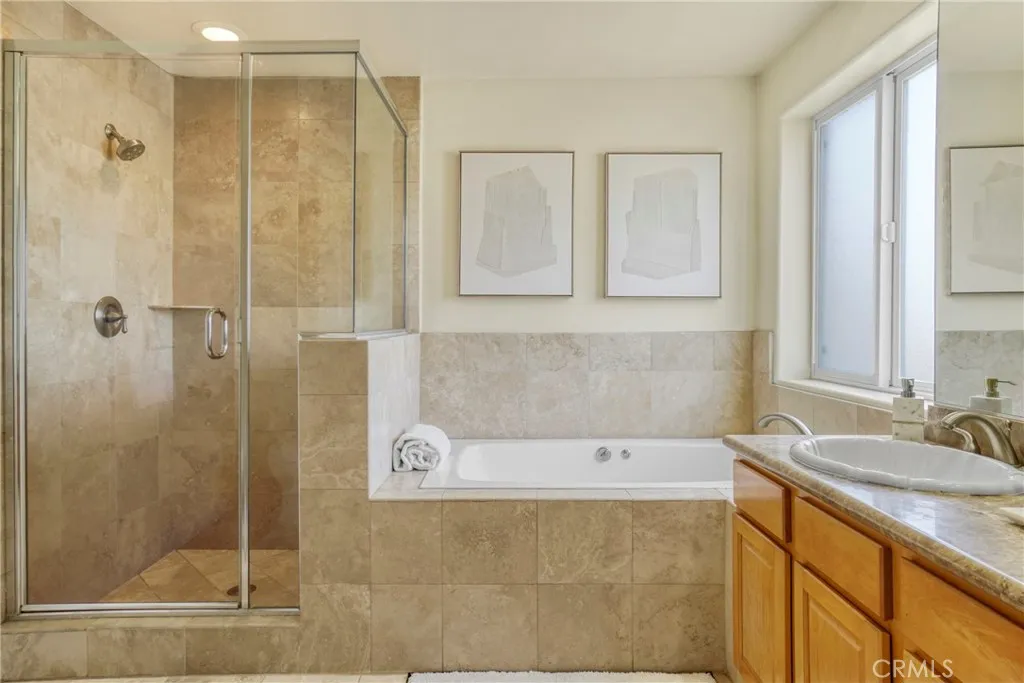 Additional image 58 of 11923 Darlington Avenue Unit 302, Los Angeles, CA 90049