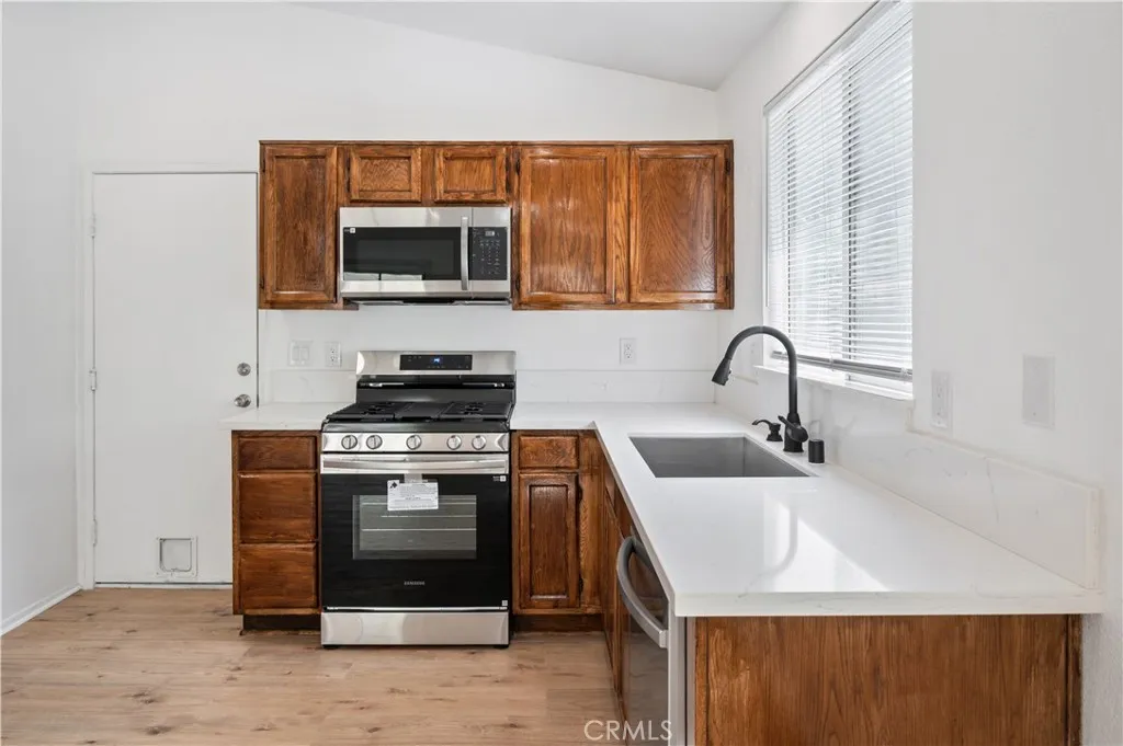 Additional image 14 of 44133 32nd St W, Lancaster, CA 93536