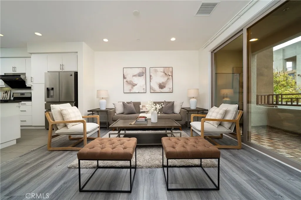 Additional image 9 of 217 Magnet, Irvine, CA 92618