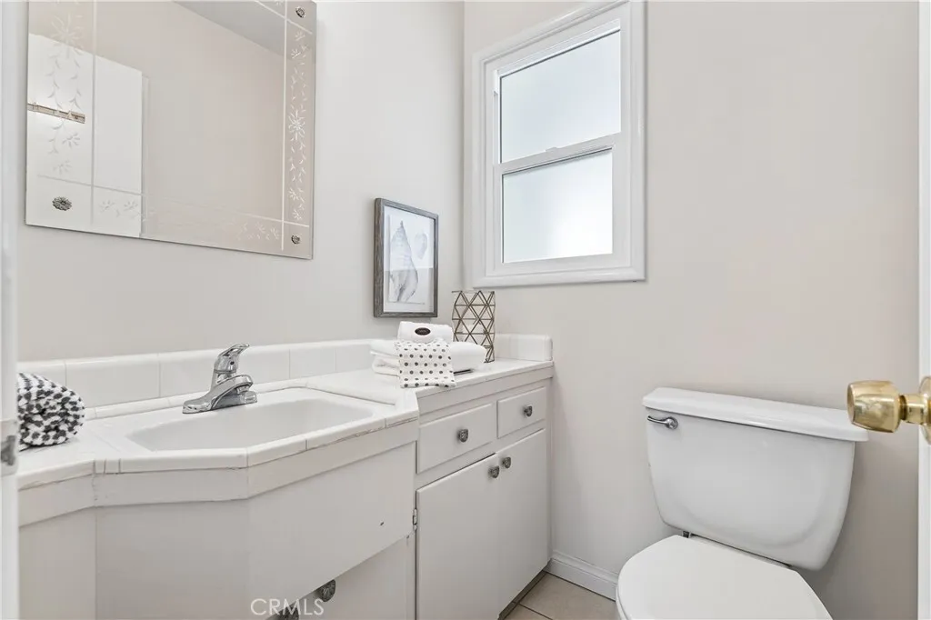 Additional image 14 of 1005 W 20th St, Santa Ana, CA 92706