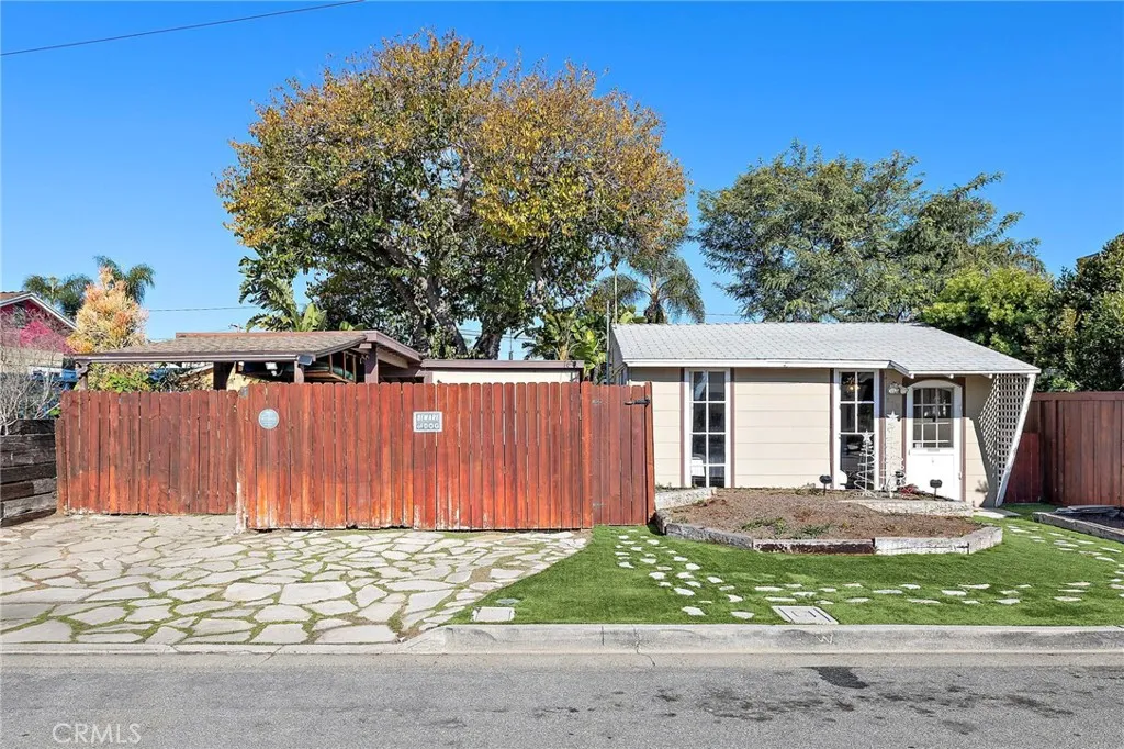 Additional image 48 of 268 Walnut Street, Costa Mesa, CA 92627