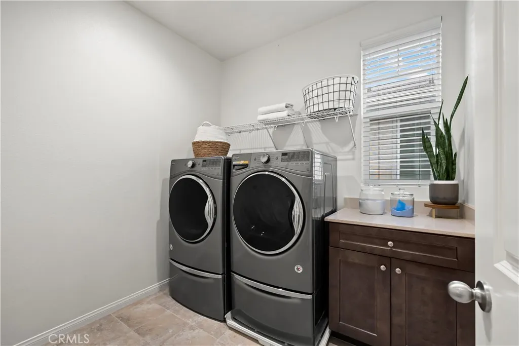 Additional image 13 of 692 S Brampton Ave, Rialto, CA 92376