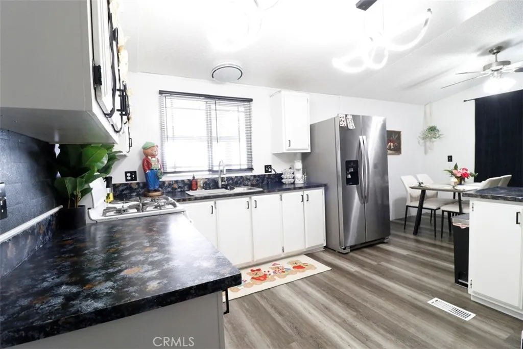 Additional image 40 of 19025 Joshua St, Adelanto, CA 92301