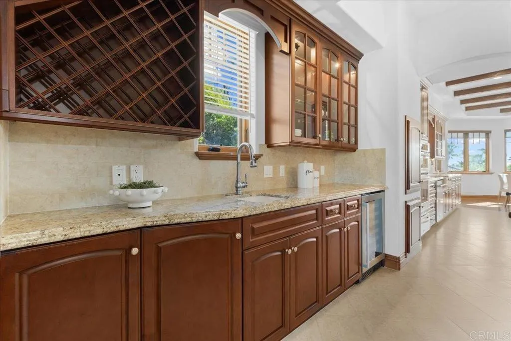 Additional image 38 of 1045 Van Nuys Street, San Diego, CA 92109