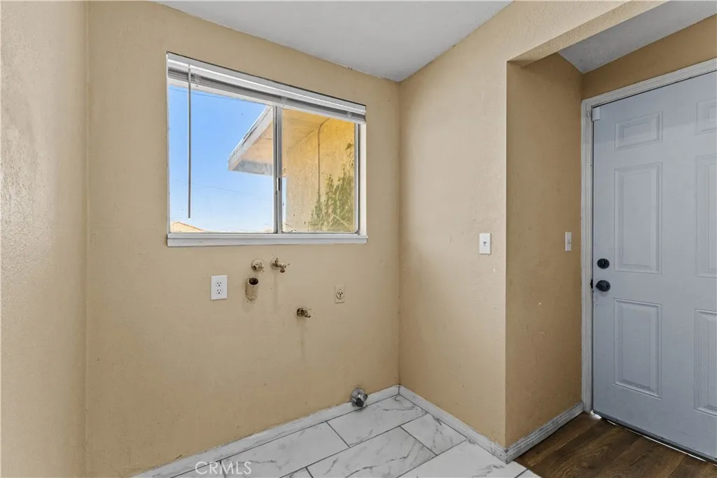 Additional image 24 of 8405 Buckthorn Ave, Hesperia, CA 92345