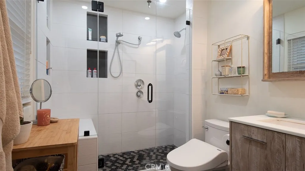 Additional image 20 of 28916 Valley Heights Dr, Agoura Hills, CA 91301