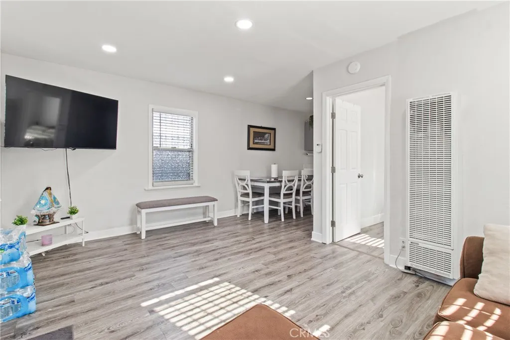 Additional image 14 of 1766 E 105th St, Los Angeles, CA 90002