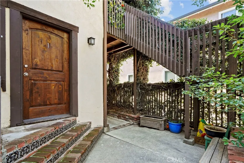 Additional image 55 of 15457 Moorpark Street Unit 1, Sherman Oaks, CA 91403