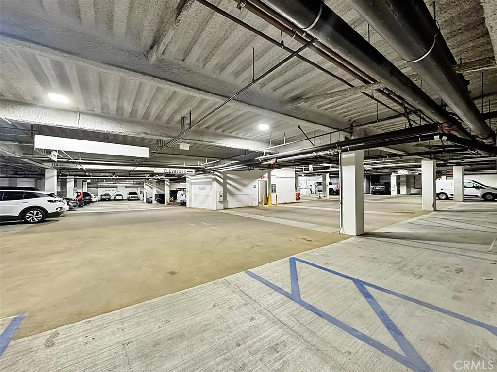 Additional image 56 of 175 S Lake Ave Unit 402, Pasadena, CA 91101