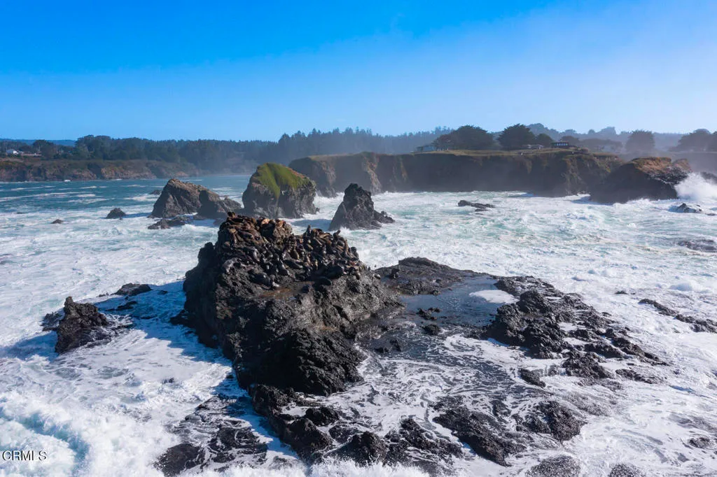 Additional image 96 of 45525 S Caspar Drive, Mendocino, CA 95460