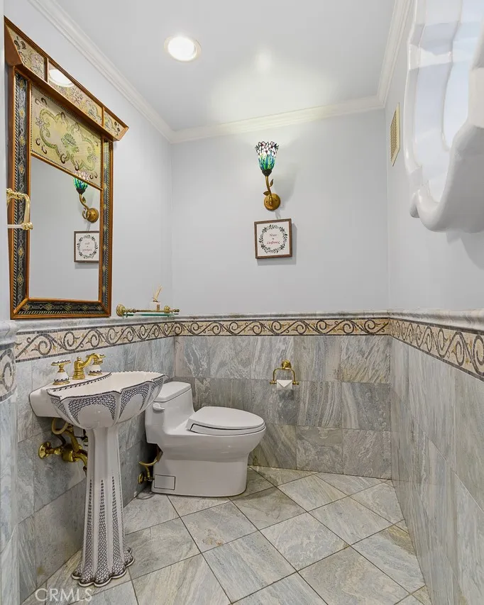 Additional image 52 of 56 N Arroyo Blvd, Pasadena, CA 91105