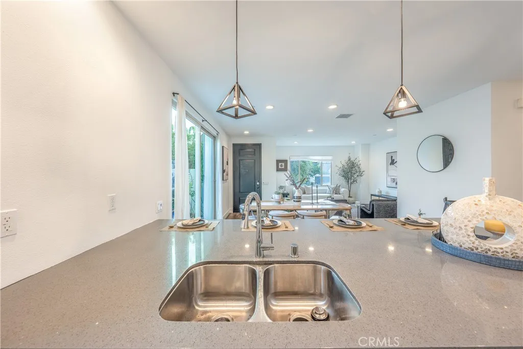 Additional image 46 of 177 Frame, Irvine, CA 92618