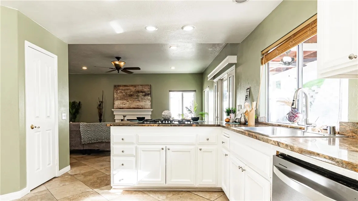 Additional image 46 of 680 Avenida Terrazo, Corona, CA 92882