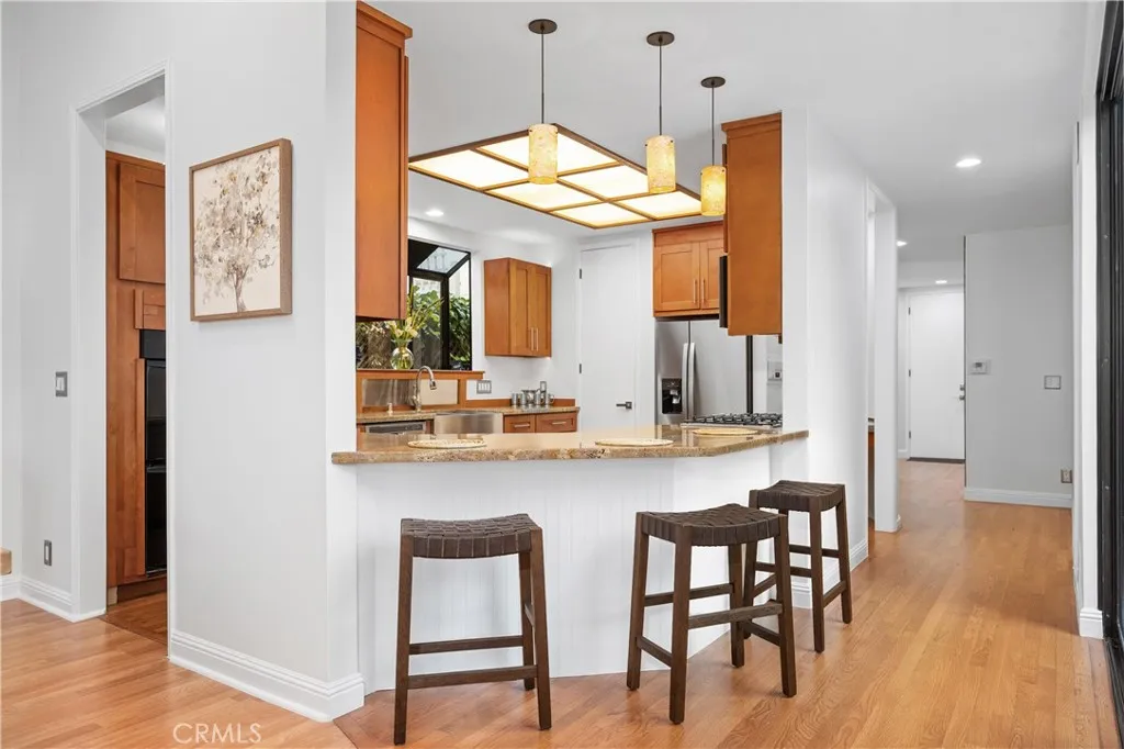 Additional image 69 of 341 S Meadows Ave, Manhattan Beach, CA 90266