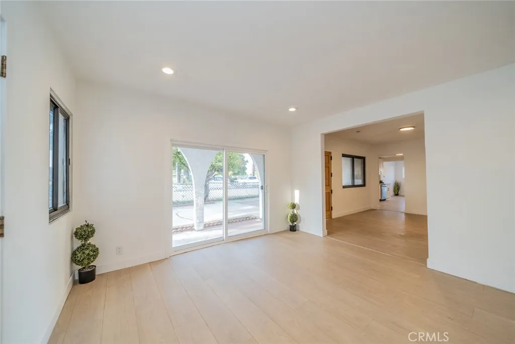 Additional image 14 of 932 S Bon View Avenue, Ontario, CA 91761