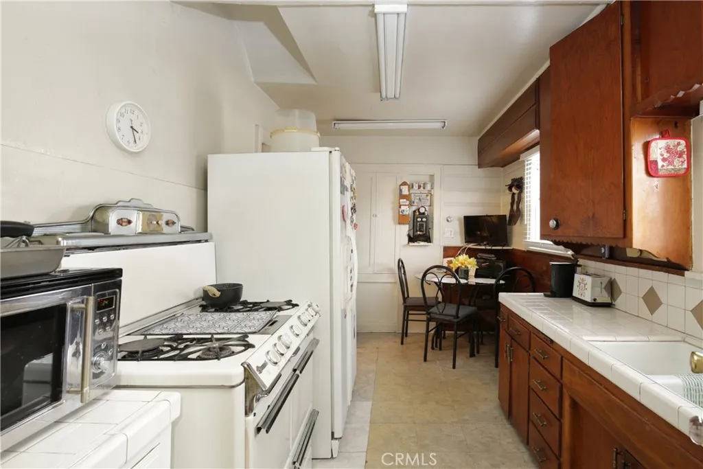 Additional image 31 of 317 E 115th Street, Los Angeles, CA 90061