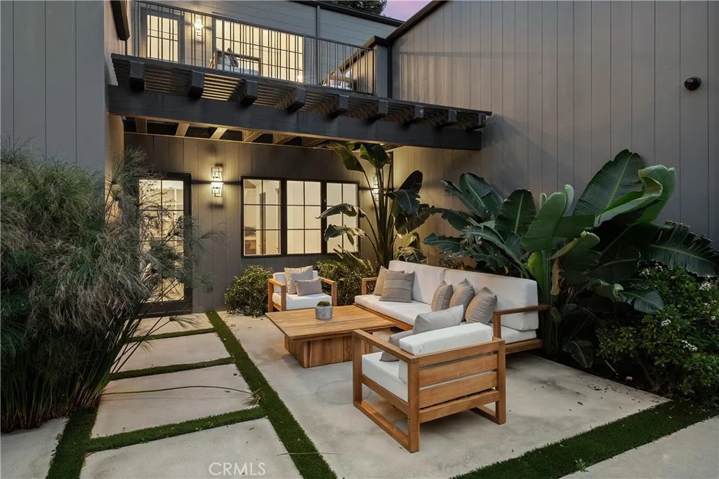 Additional image 111 of 20511 Wells Drive, Woodland Hills, CA 91364