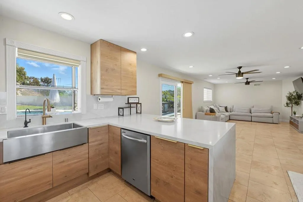 Additional image 15 of 305 Camino Del Cerro Grande, Bonita, CA 91902