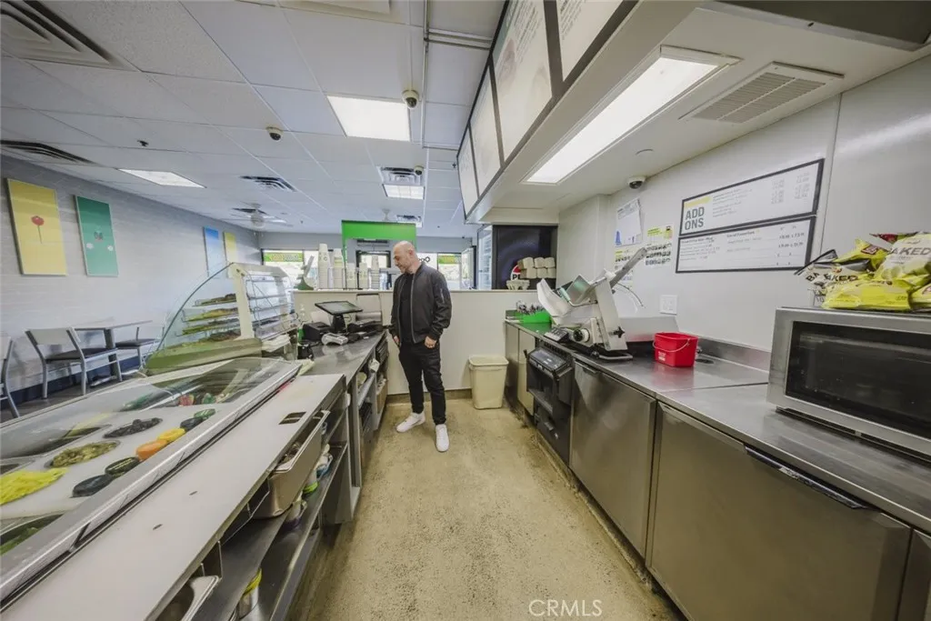 Additional image 61 of , Burbank, CA 91502