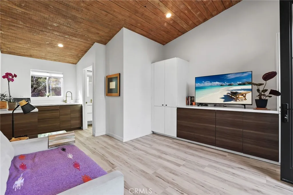 Additional image 37 of 4123 North Virginia Road, Long Beach, CA 90807