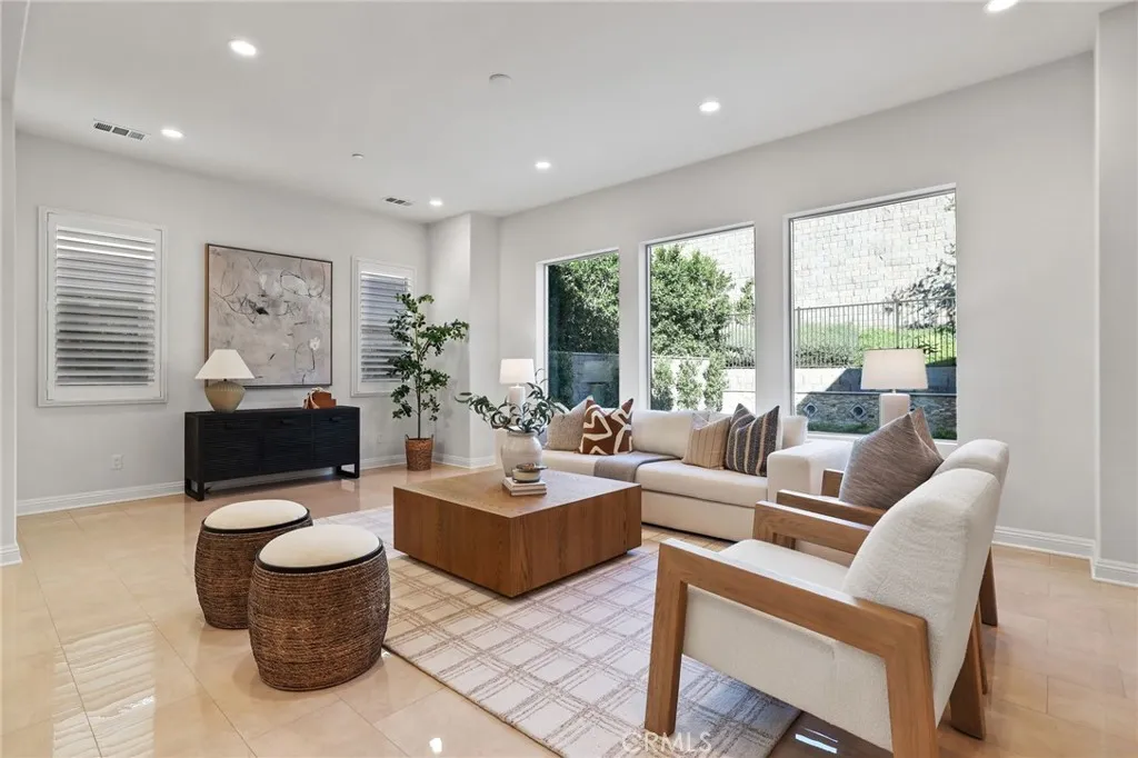 Additional image 12 of 5567 Heritage Oak Dr, Lake Forest, CA 92679