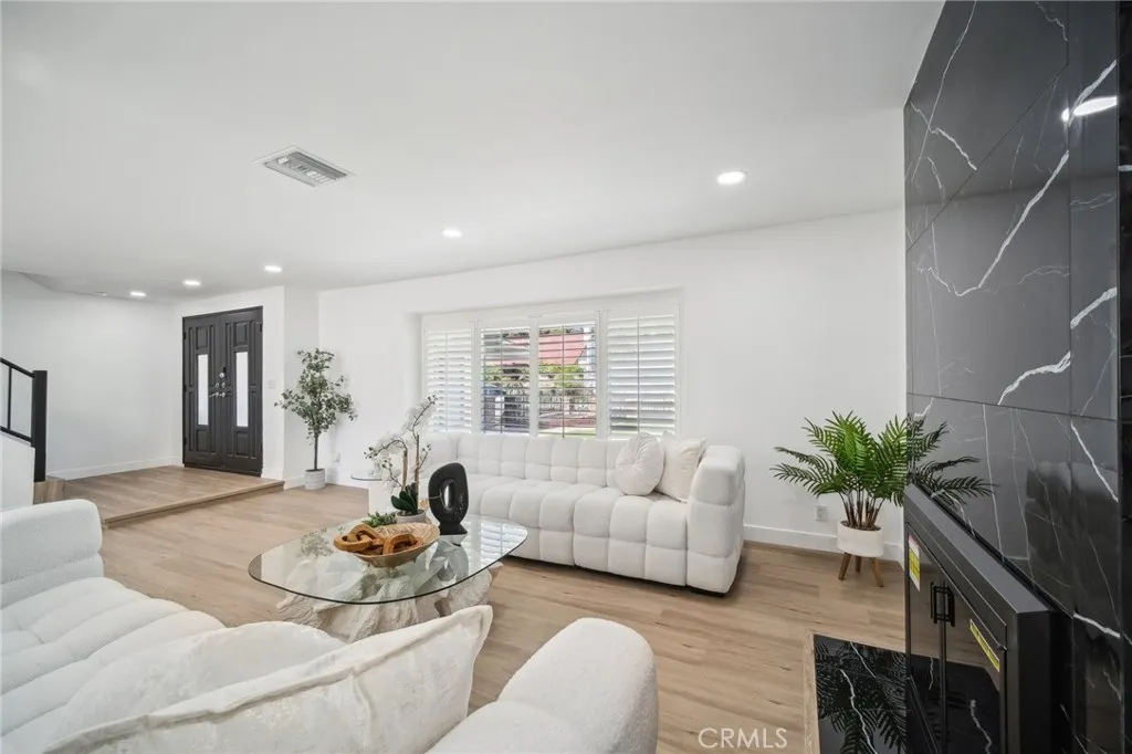 Additional image 63 of 19040 Celtic Street, Porter Ranch, CA 91326