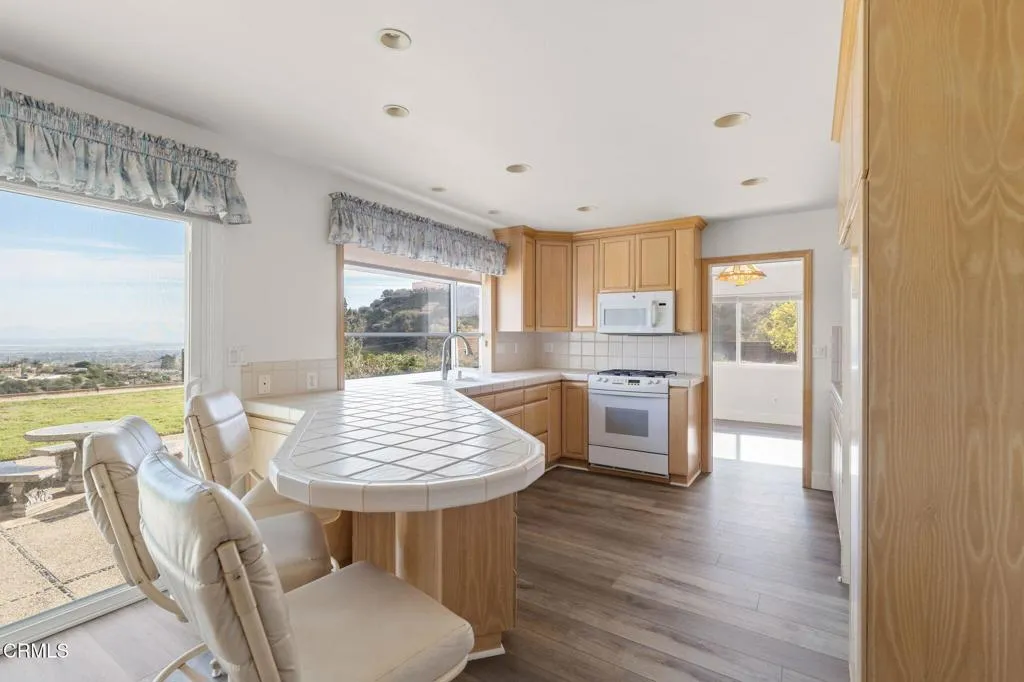 Additional image 20 of 1020 Via Cielito, Ventura, CA 93003