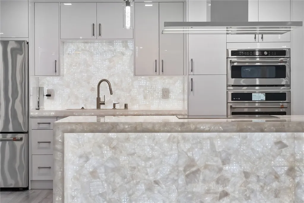 Additional image 50 of 10790 Wilshire Boulevard Unit 806, Los Angeles, CA 90024