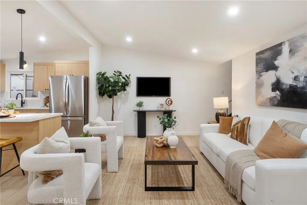 Additional image 44 of 20110 Flallon Ave, Lakewood, CA 90715