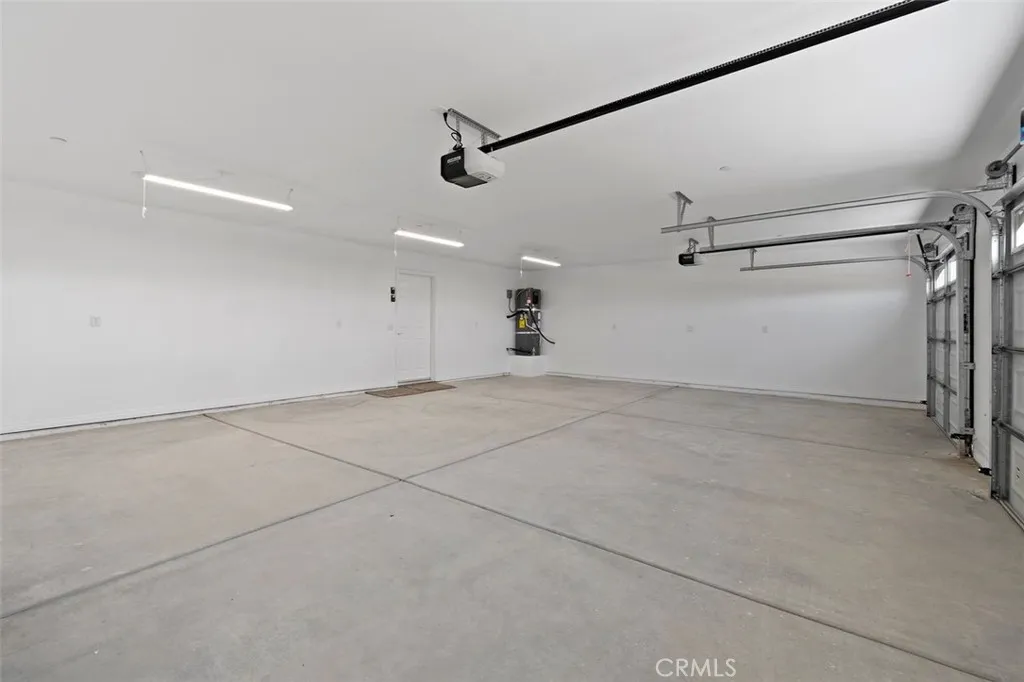 Additional image 84 of 16925 Nanticoke, Apple Valley, CA 92307