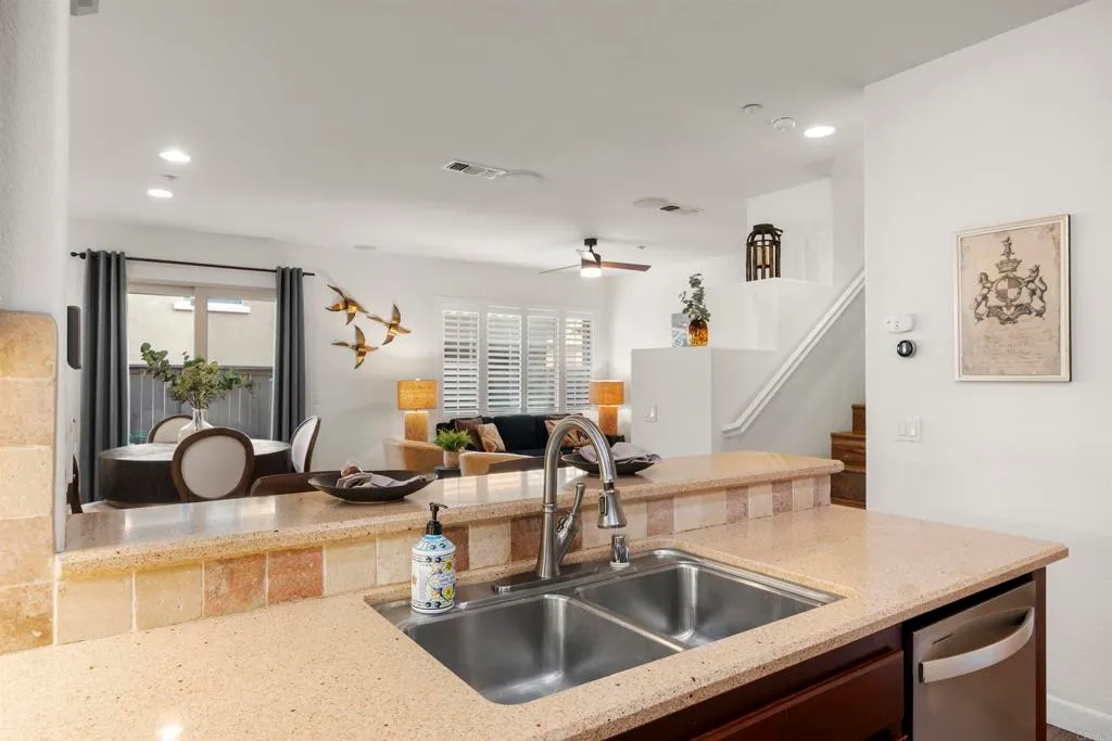 Additional image 27 of 2753 Bellezza Dr, San Diego, CA 92108