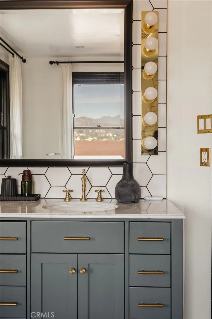 Additional image 101 of 5301 Abbott Place, Los Angeles, CA 90042