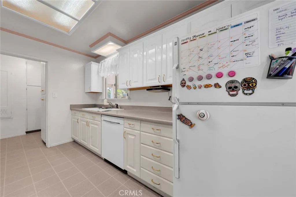 Additional image 16 of 5514 Bellflower Blvd, Lakewood, CA 90713