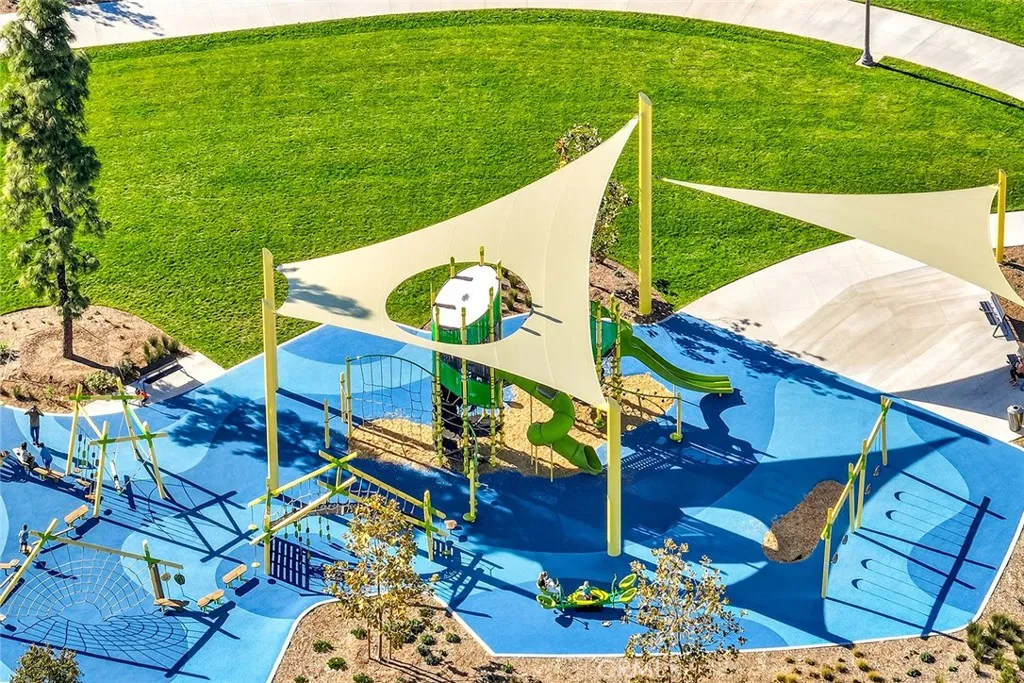 Additional image 37 of 418 Lobata, Irvine, CA 92618