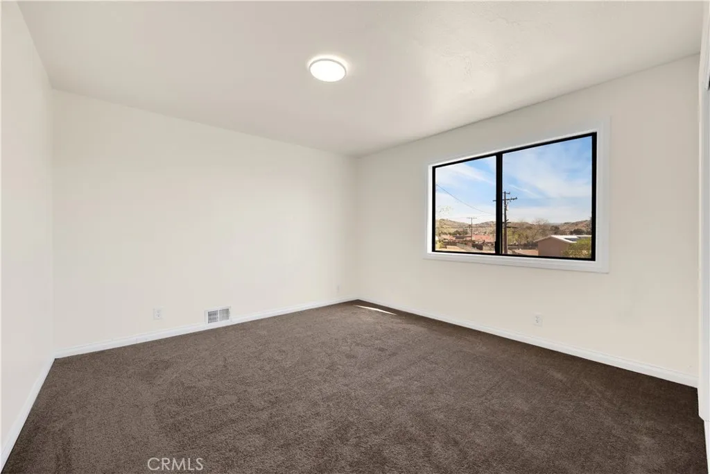 Additional image 55 of 14287 Bochee Rd, Apple Valley, CA 92307