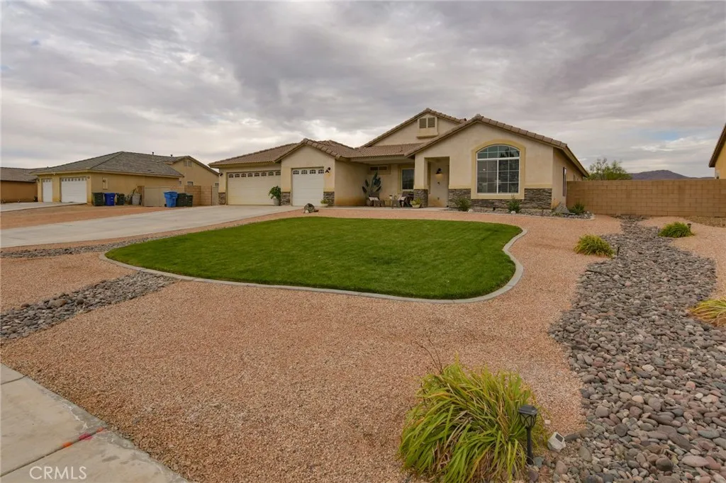 Additional image 61 of 14159 Fresian Avenue, Apple Valley, CA 92307