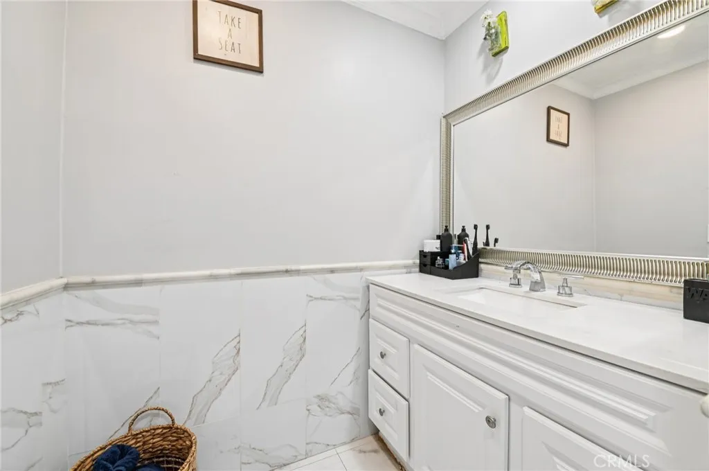 Additional image 56 of 1430 Cabrillo Park Unit B, Santa Ana, CA 92701