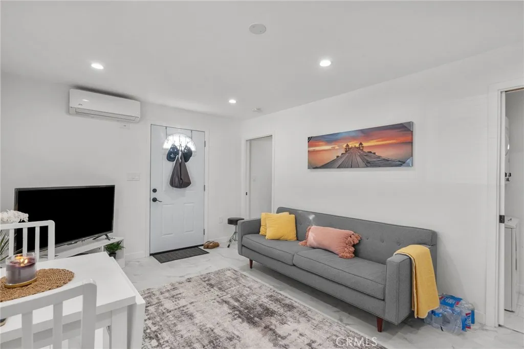 Additional image 122 of 7839 Lena, West Hills, CA 91304