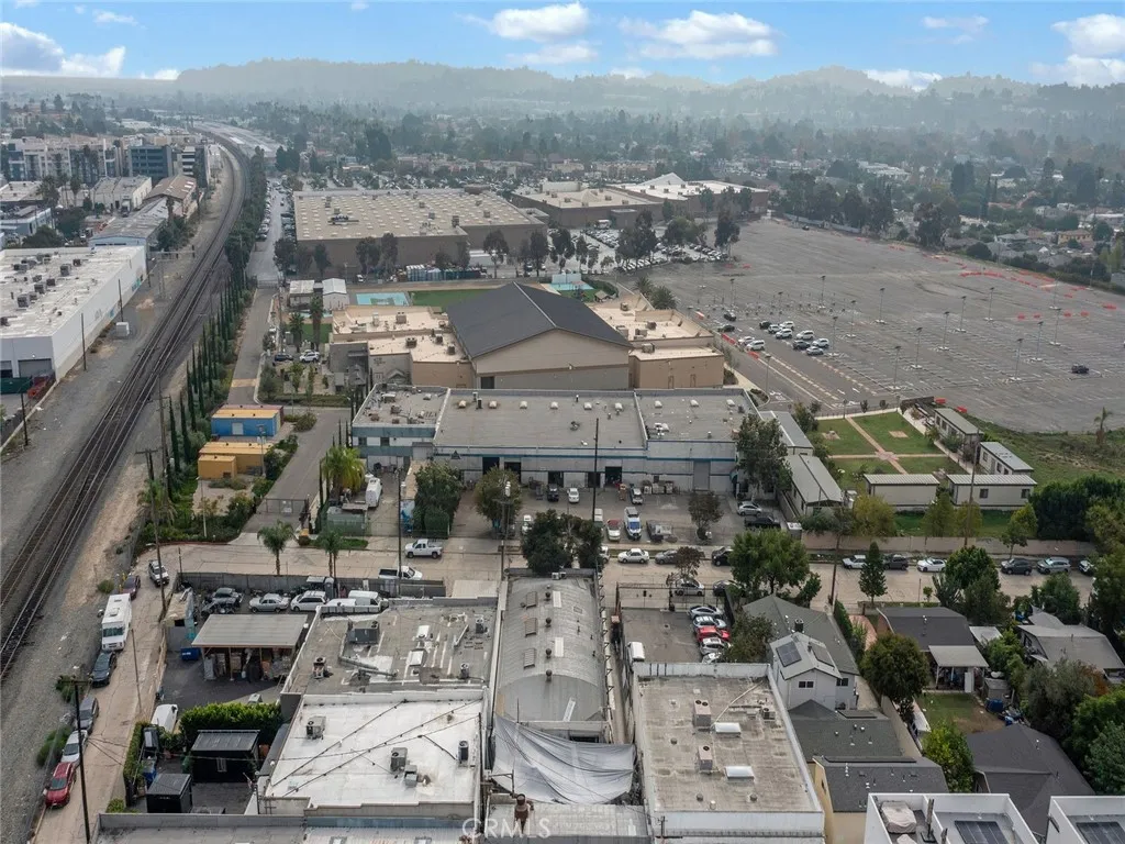 Additional image 18 of 4211 Verdant Street, Los Angeles, CA 90039