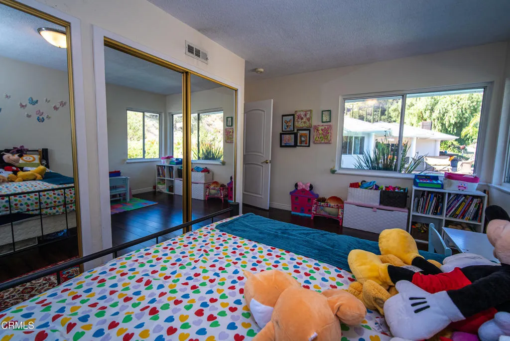 Additional image 63 of 2460 Las Positas Road, Glendale, CA 91208