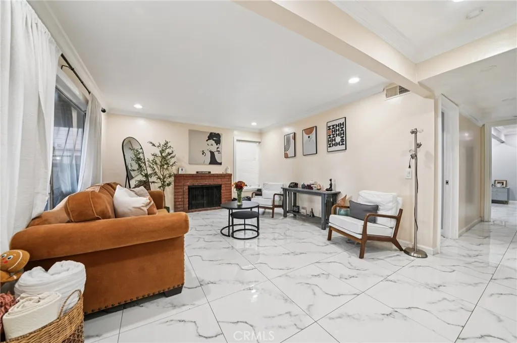 Additional image 39 of 1430 Cabrillo Park Unit B, Santa Ana, CA 92701