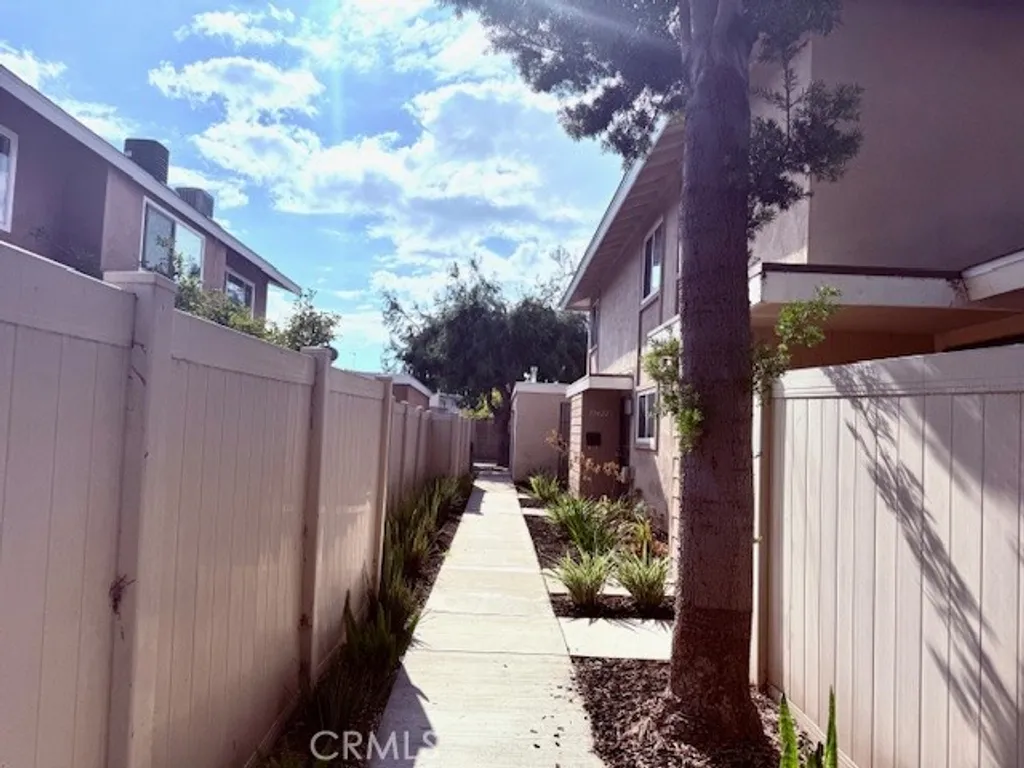 Additional image 13 of 13422 Village Dr, #1/4, Cerritos, CA 90703