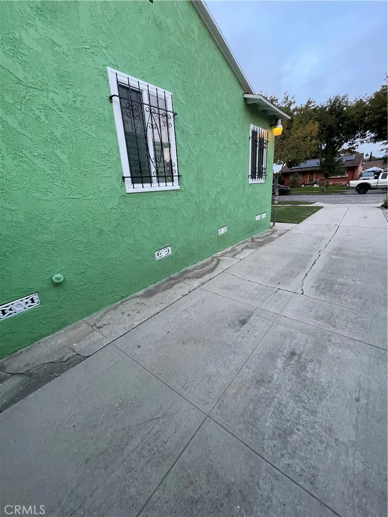 Additional image 70 of 12119 Alvaro St, Los Angeles, CA 90059