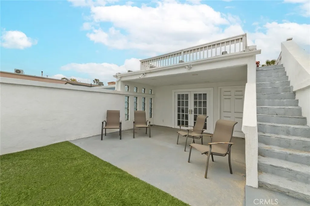 Additional image 69 of 2212 W Oceanfront, Newport Beach, CA 92663