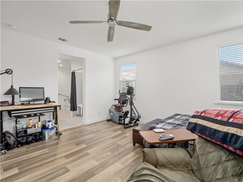 Additional image 18 of 425 Karen Ave, Kerman, CA 93630