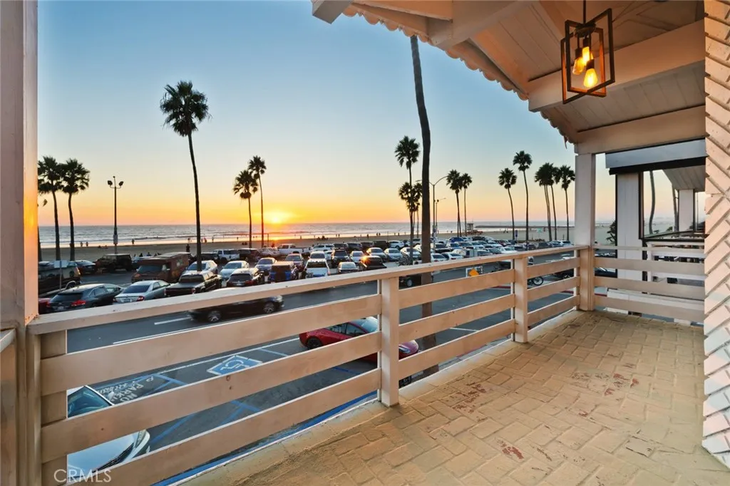 Additional image 37 of 2212 W Oceanfront, Newport Beach, CA 92663