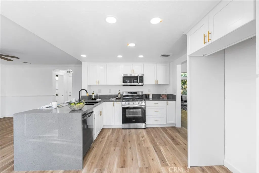 Additional image 75 of 22030 Scallion Drive, Saugus, CA 91350