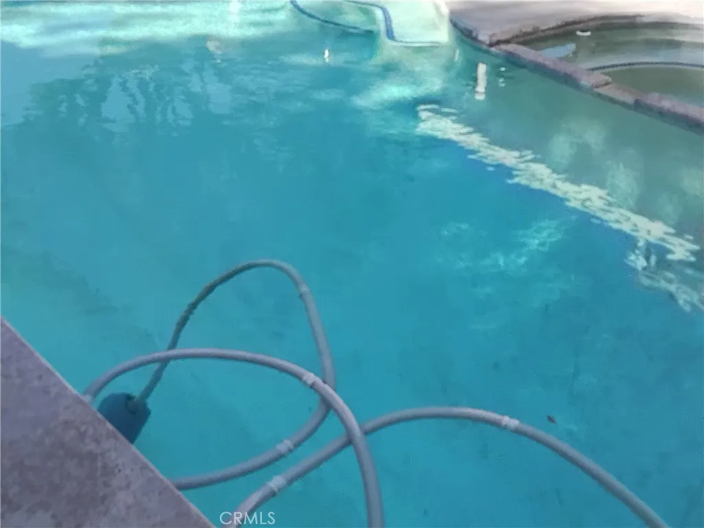 Additional image 5 of 980 Country Club Dr, Riverside, CA 92506