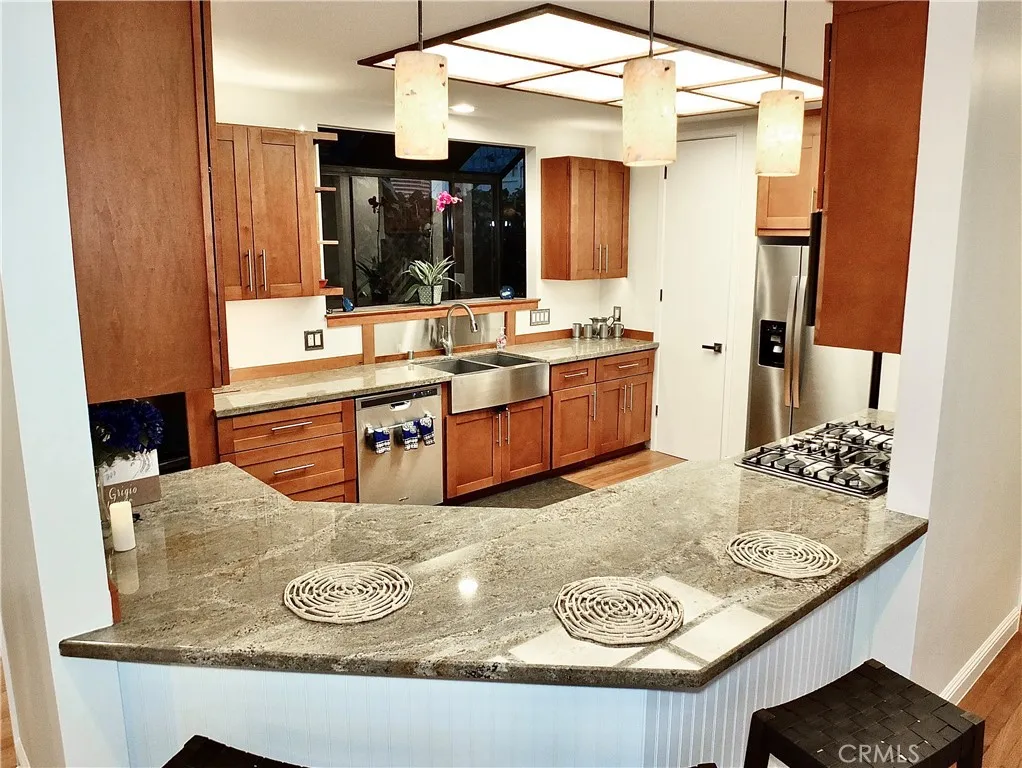 Additional image 72 of 341 S Meadows Ave, Manhattan Beach, CA 90266